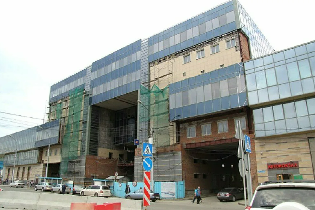 это тот вокзал что с бизнесцентром