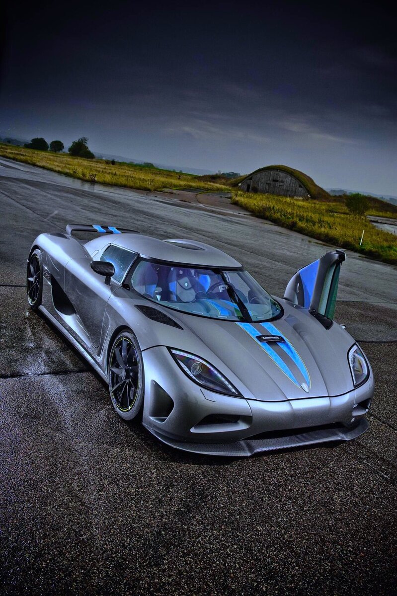 Koenigsegg Regera. 