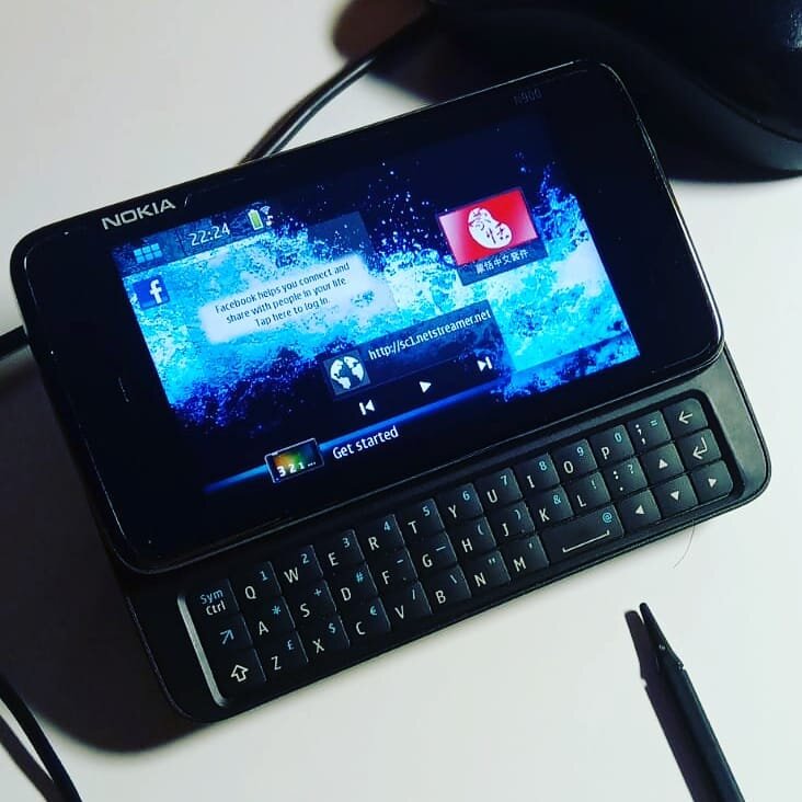 Nokia N900