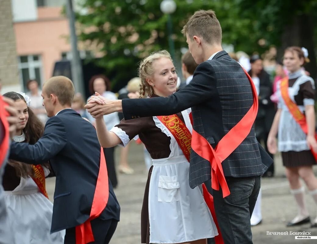 Вальс на выпускной: 11 класс, последний звонок, видео | Спец по танцам |  Дзен