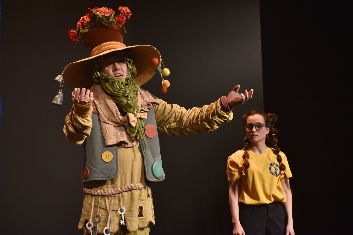 Театральный домовой Кутеря