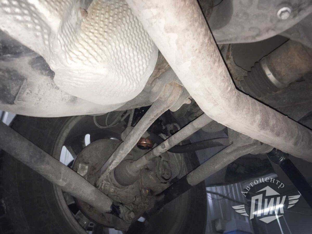 Втулка схождения 2101. После замены шаровых нужен сход развал. После замены шаровых нужен сход развал. Форд фокус 1 шаровая опора болты. Мазда 3 бк схождение задних колёс.