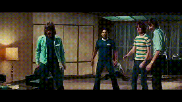 Брюс решает!