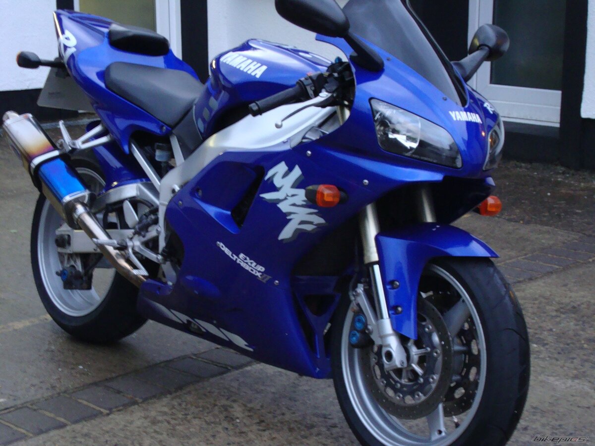 Yamaha r1 1998 винил вишнёвый хром