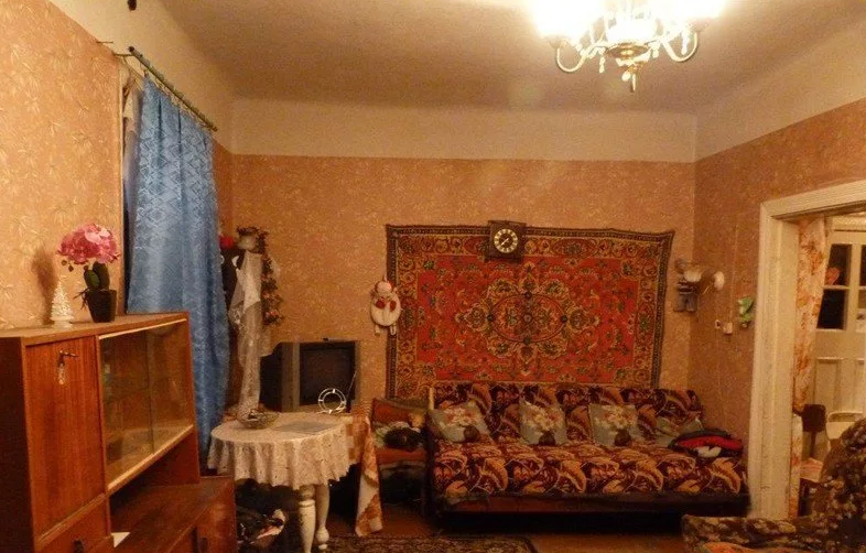 Наклеивание обоев
