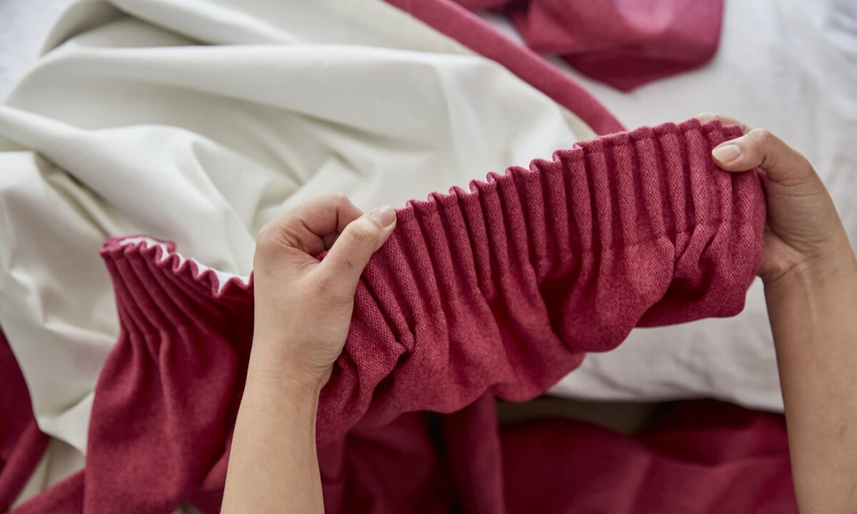 Универсальные свойства шерстяных портьер давно привлекли внимание дизайнеров