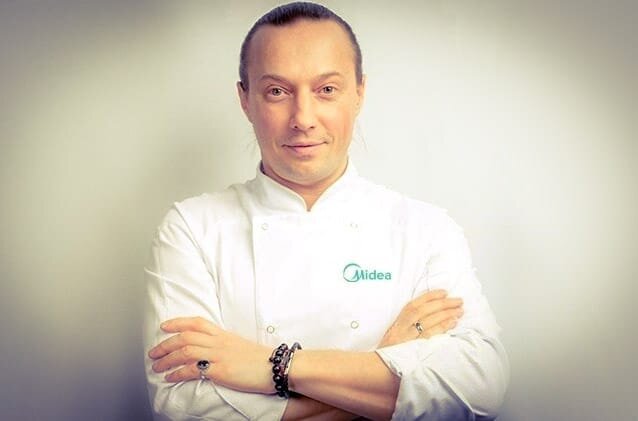 Василий Емельяненко.