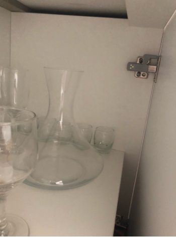 дверца закрыта-подсветка не работает