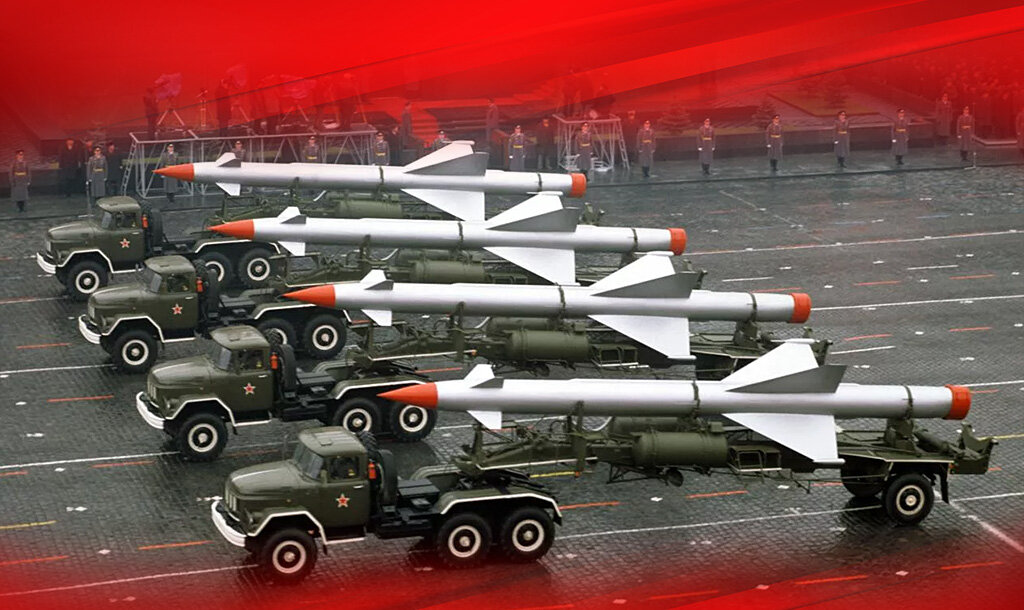 С-25 «Беркут» на Красной площади