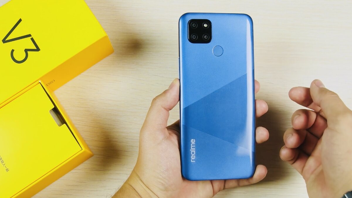 Задняя панель