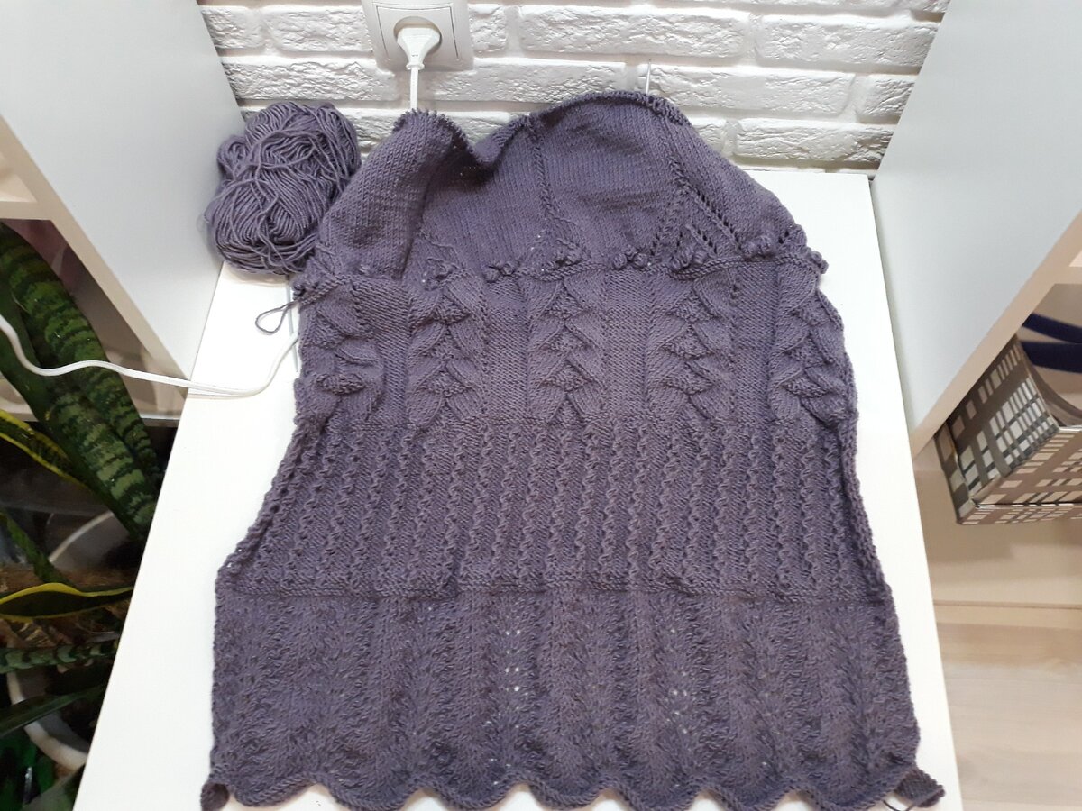 Вяжу пуловер. Дошла до горловины и...