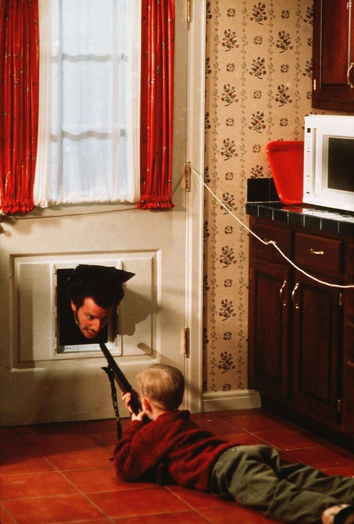 «Один дома» (1990)