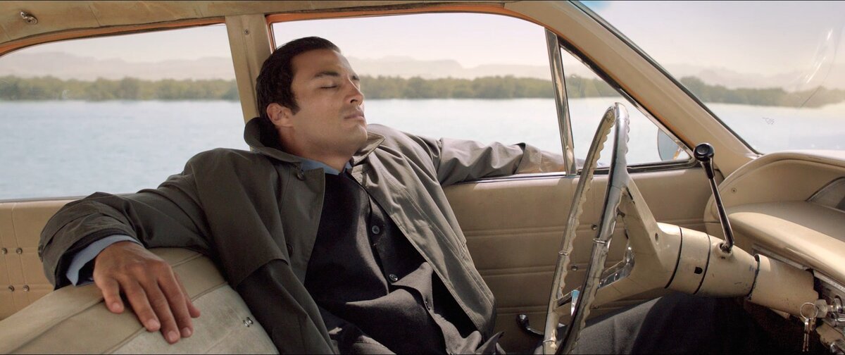 shot from "A Dragon Arrives"/2016/Mani Haghighi/Crossfadefilms, Dark Precursor Productions /Источник - Kinopoisk.ru