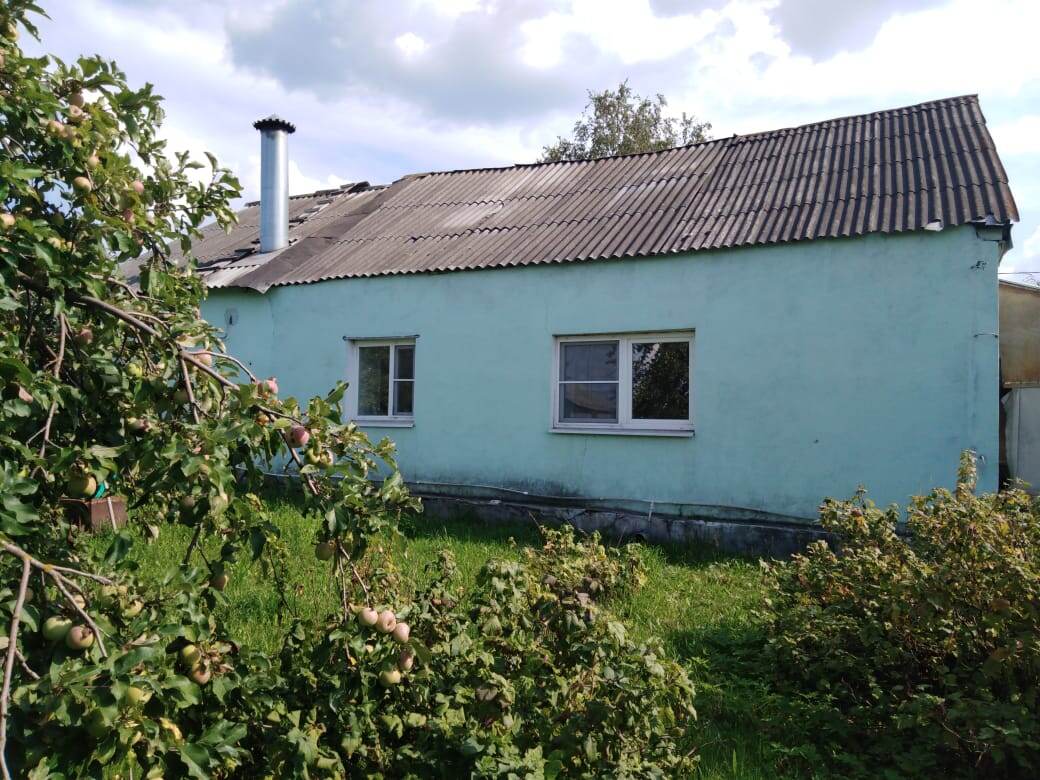 Дом в городе. Можно надстроить мансарду. Участок 6,5 соток. 