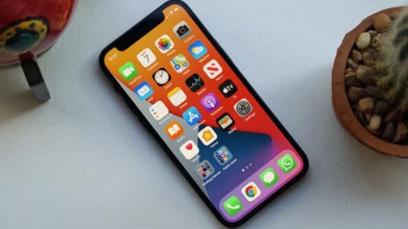 IPhone 13 может выглядеть как iPhone 12 mini