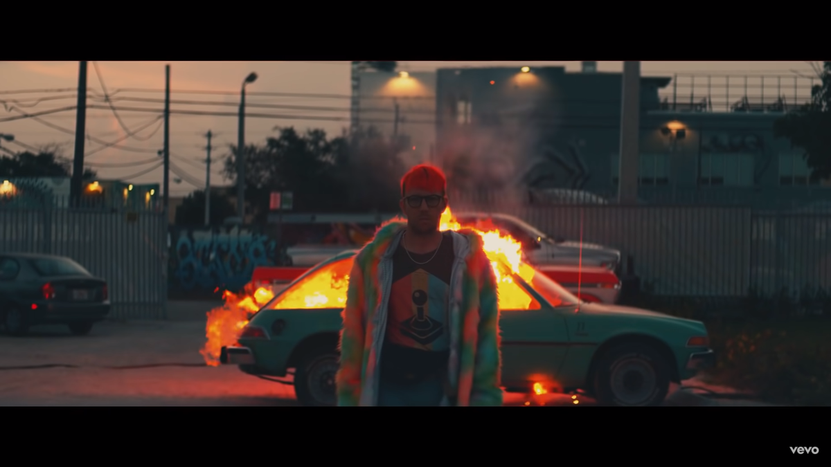 Кадр из видео