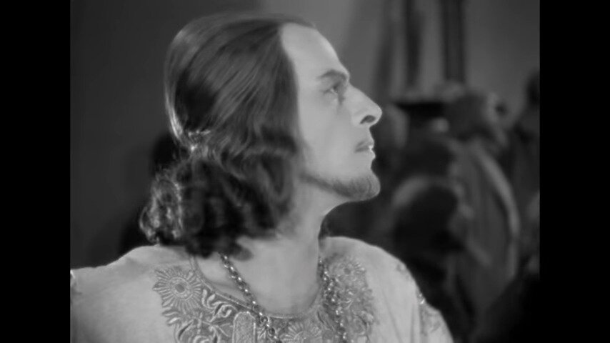 А ведь и правда. Вот тут бородка еще маленькая.