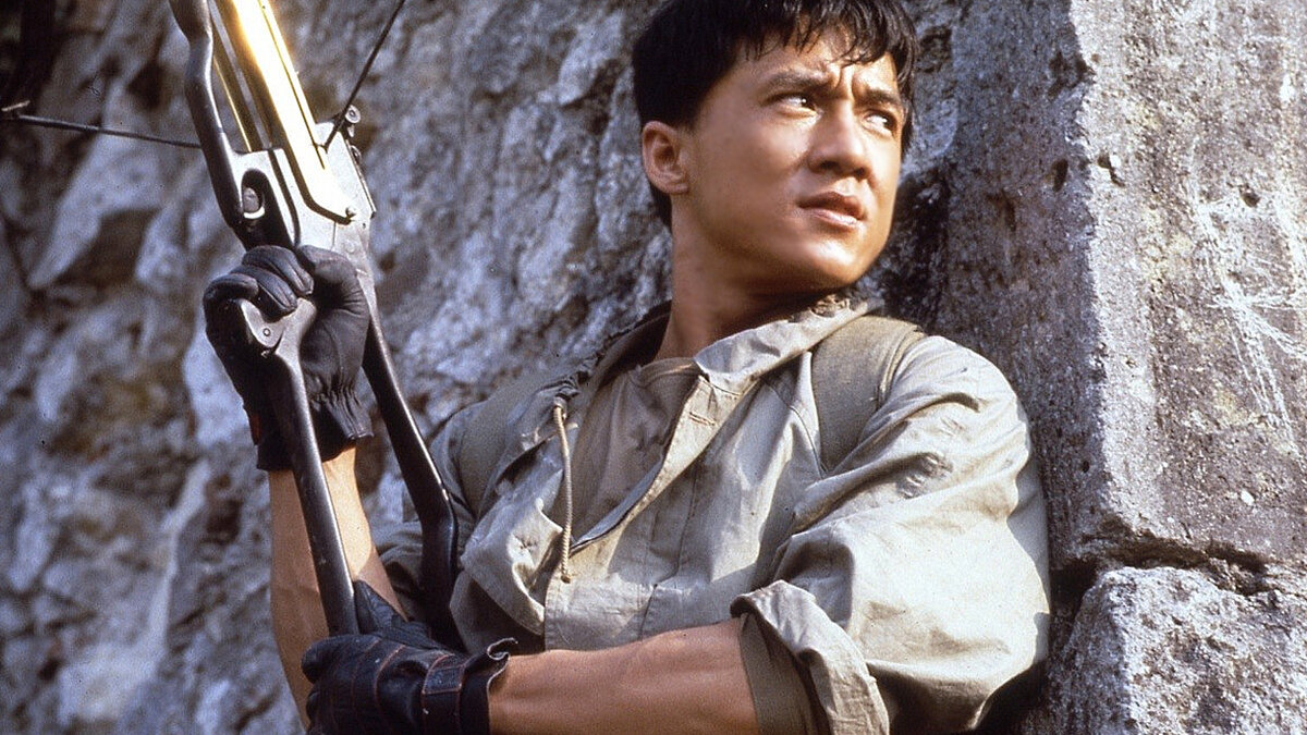 кадр из х/ф "Доспехи Бога"