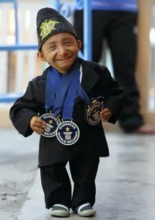 Хагендра Тапа Магар
Карлик