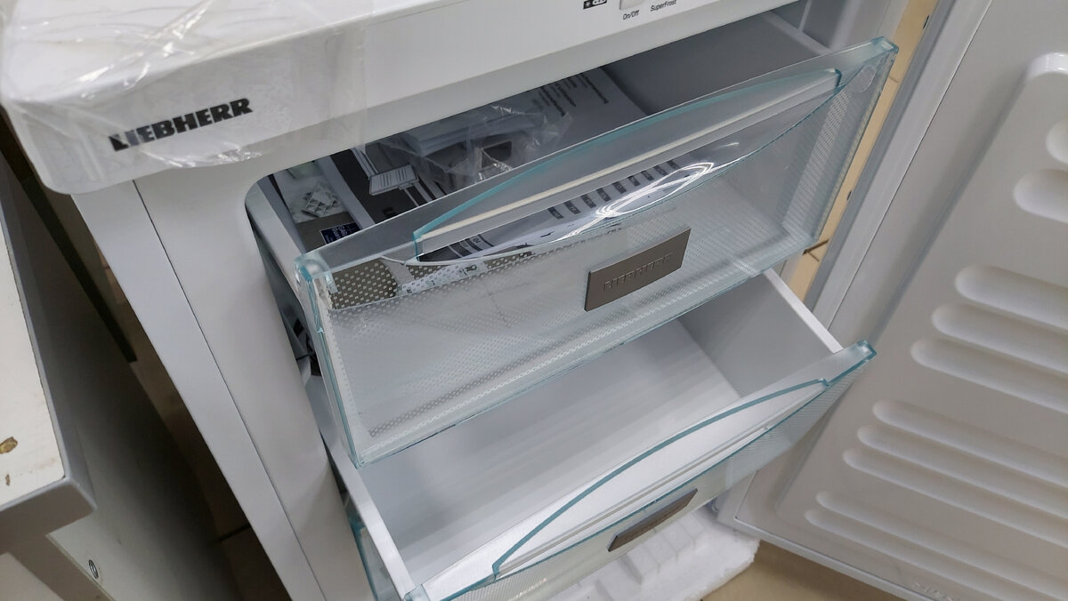 Liebherr G 1223, самый маленький из семейства морозильников