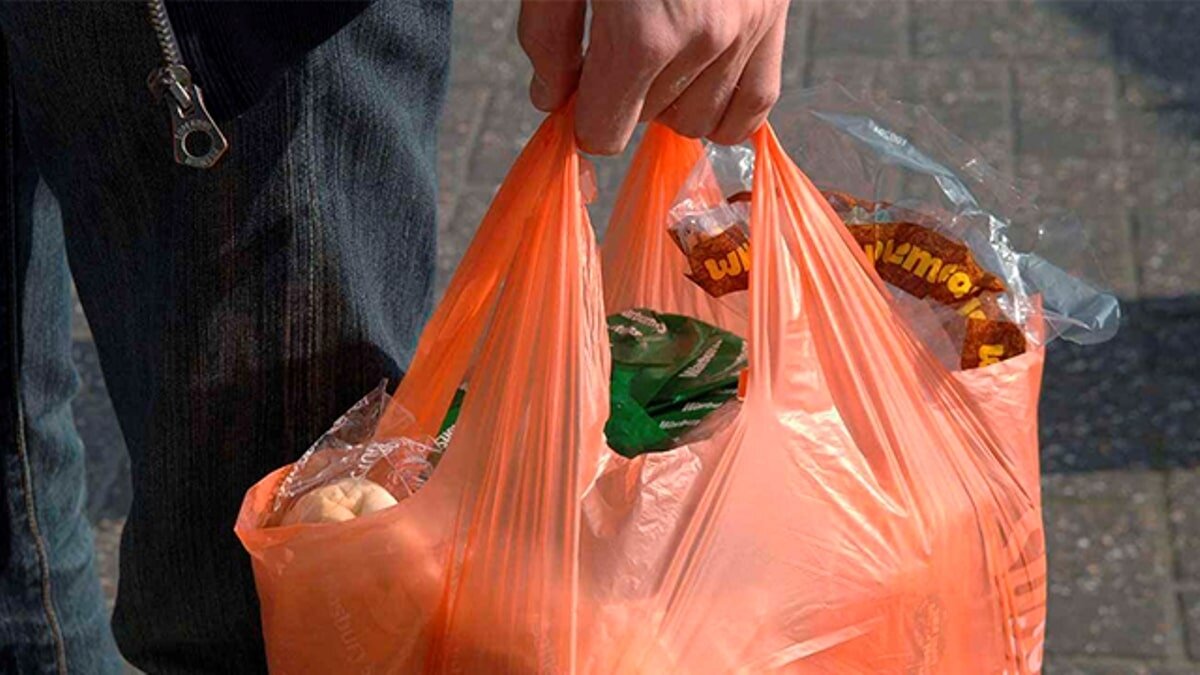 Мы приносим из магазина не только продукты...