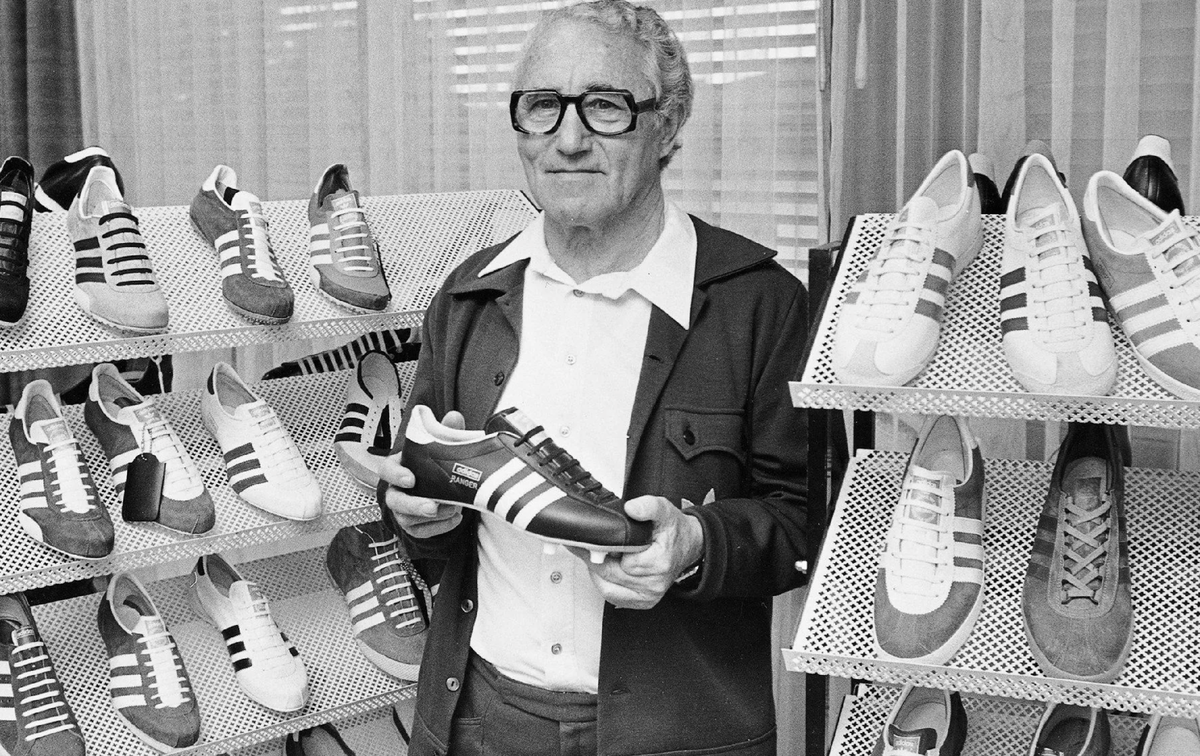 рудольф дасслер пума. адольф и рудольф дасслеры. адольф и рудольф дасслеры. адольф дасслер в молодости. создатель адидас адольф дасслер.