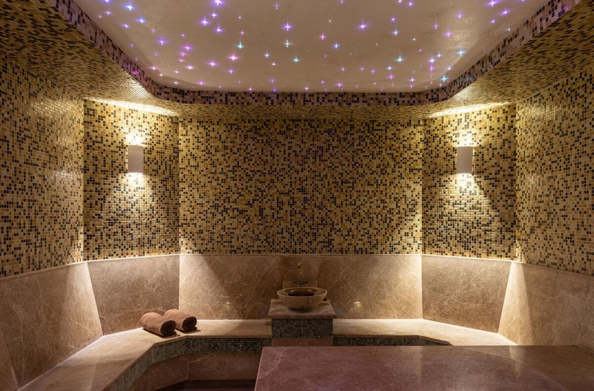 Cosmos spa. алтай резорт 5. астана спа салоны. сотрудники спа салона. Magic touch массажный салон батуми.