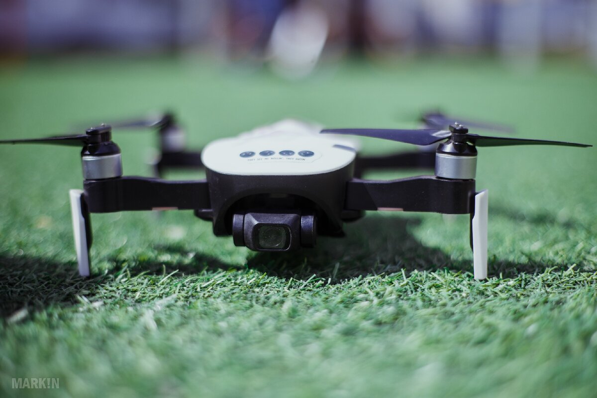 А вы знали, что первые прототипы дронов были разработаны еще в 20-х годах прошлого века?  В одном из экспериментальных полетов аппарат Ботезата смог поднять в воздух груз весом 450 кг на высоту 4 метра.