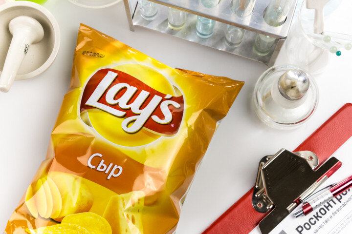 Lays 4 сыра. Чипсы lay's бекон140г. Маркировка чипсов. Lays 2022 новые. Герман Лэй lay's.