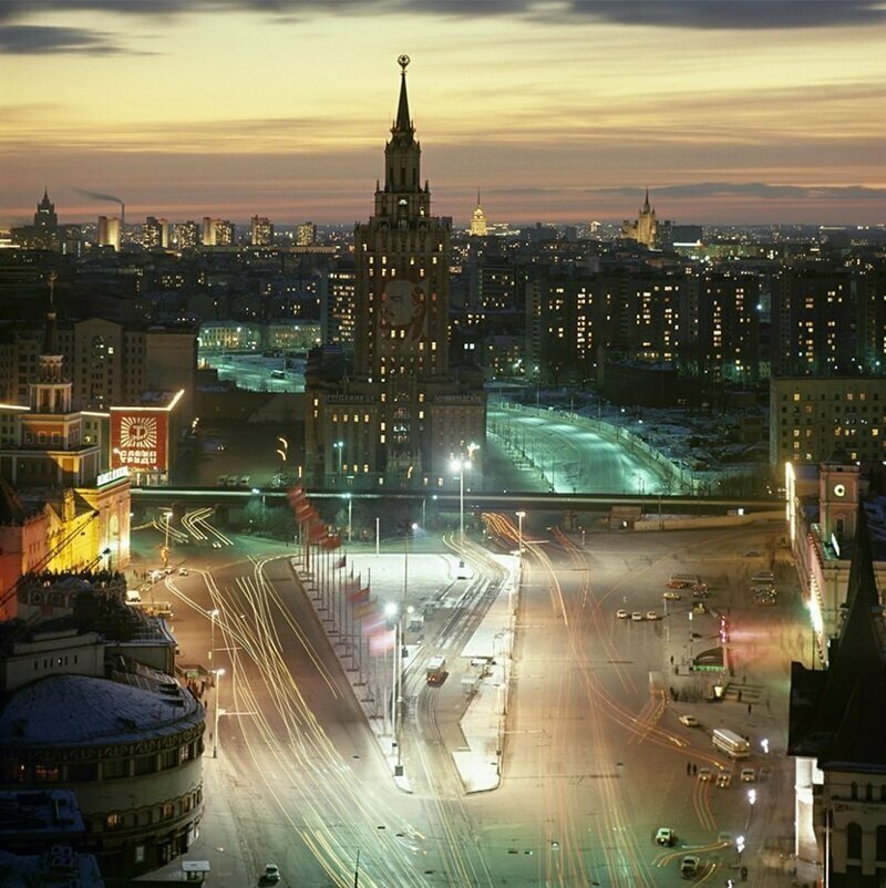 1. Площадь трех вокзалов в Москве, 1978 год