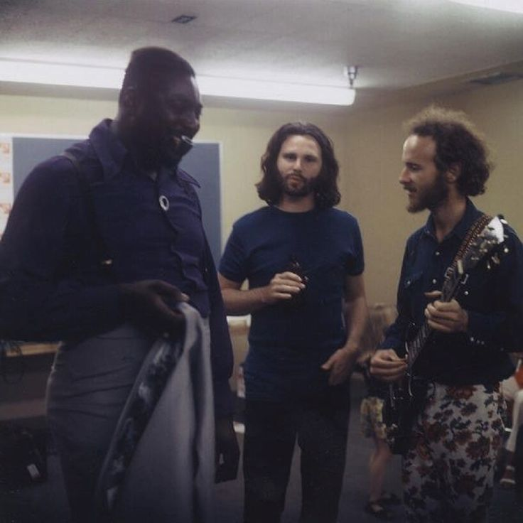 The doors blues. Джим Моррисон и Альберт Кинг. The Doors & Albert King. Albert King with the Doors. Albert King Door to Door.