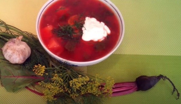 ботвинник - суп из свекольной ботвы