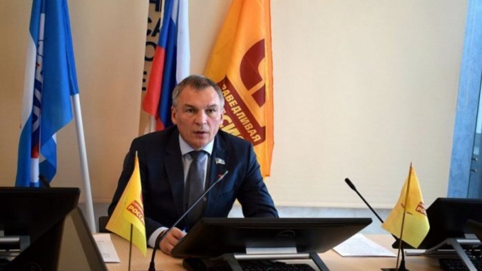 iltumen.ru  Юрий Григорьев объяснил, почему нельзя сокращать Госсовет в Якутии 