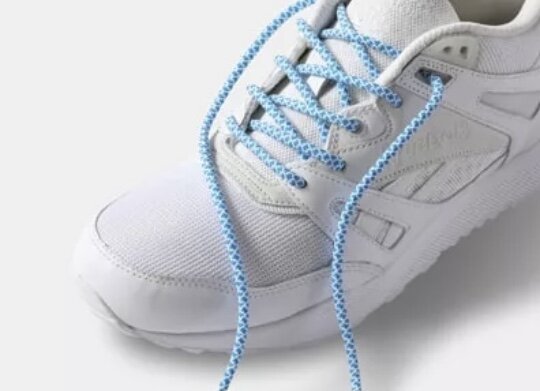 Знакомый с детства вариант шнуровки 