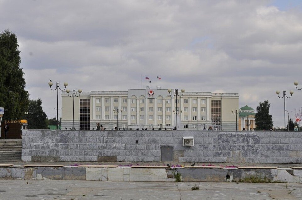     Указ подписал глава Удмуртии Алена Селезнева