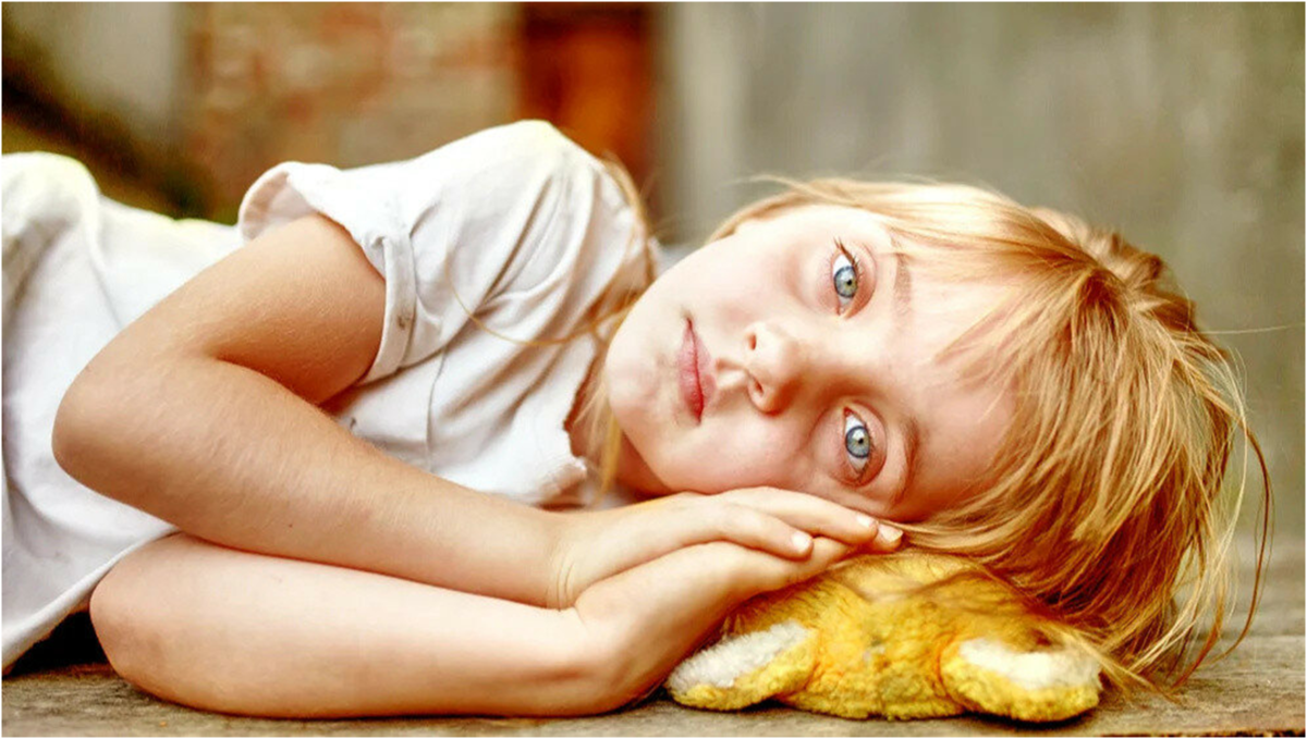 Ребёнок от нелюбимого часть 2. Не любимые дети. Недостаточное внимание к ребенку. Так нелюбимое дитя в семье. Стих дни поздней осени бранят обыкновенно.