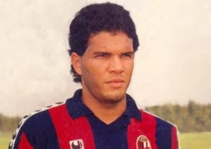 Жеовани - в конце 80-х, выступал в составе итальянской Болоньи