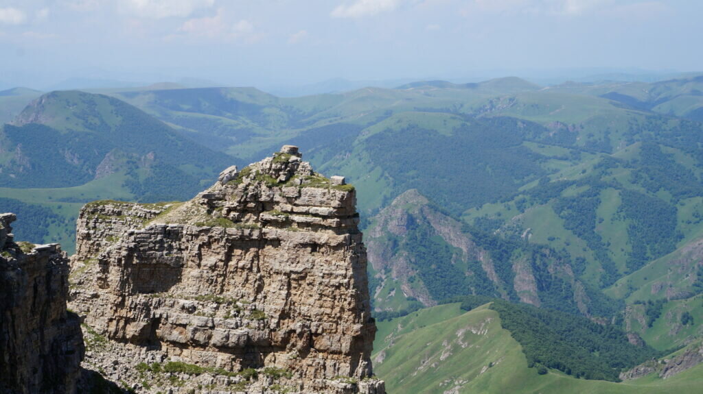 Плато Бермамыт. Плато Бермамыт экскурсия из Кисловодска стоимость. Подробная карта Бермамыт.