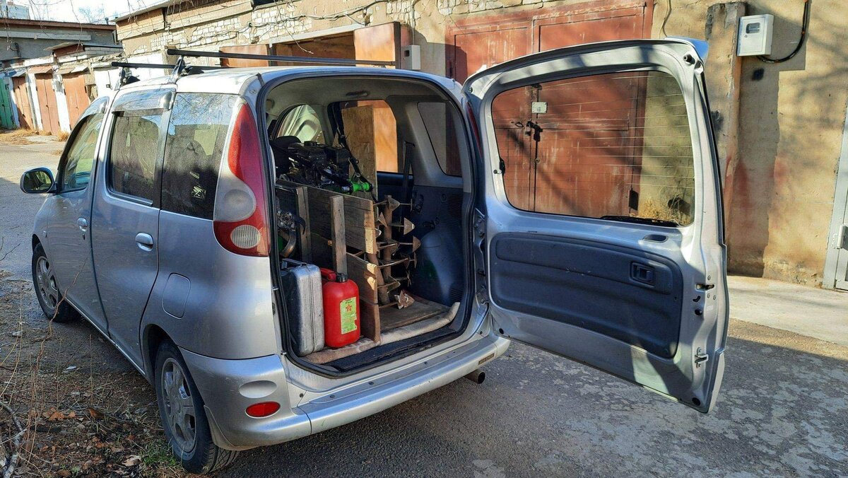      Дверь открывается в сторону