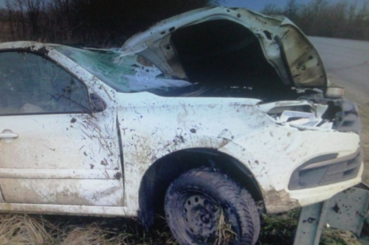    Водитель пострадал при опрокидывании автомобиля на воронежской трассе