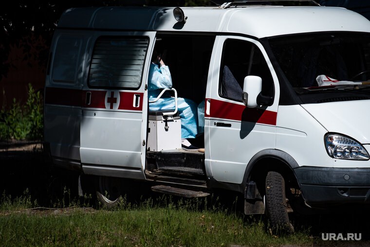    Один подросток погиб на месте, другой госпитализирован
