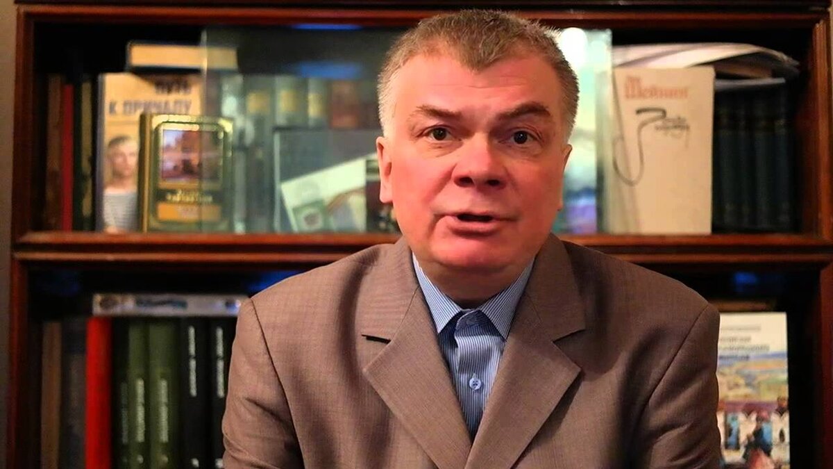 биограф Яшина. В. И Галедин. автор книги о Яшине. фото взято с youtube