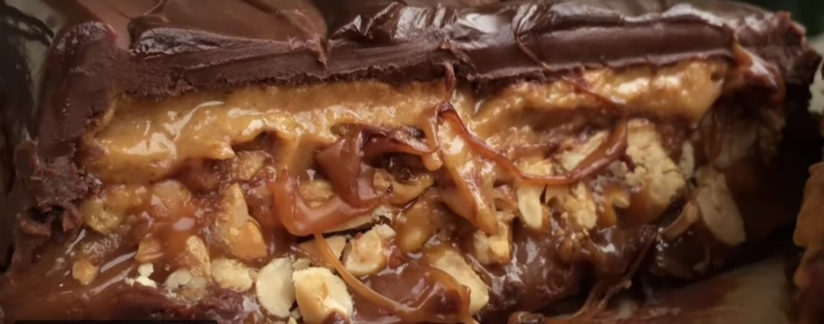 торт "Сникерс"