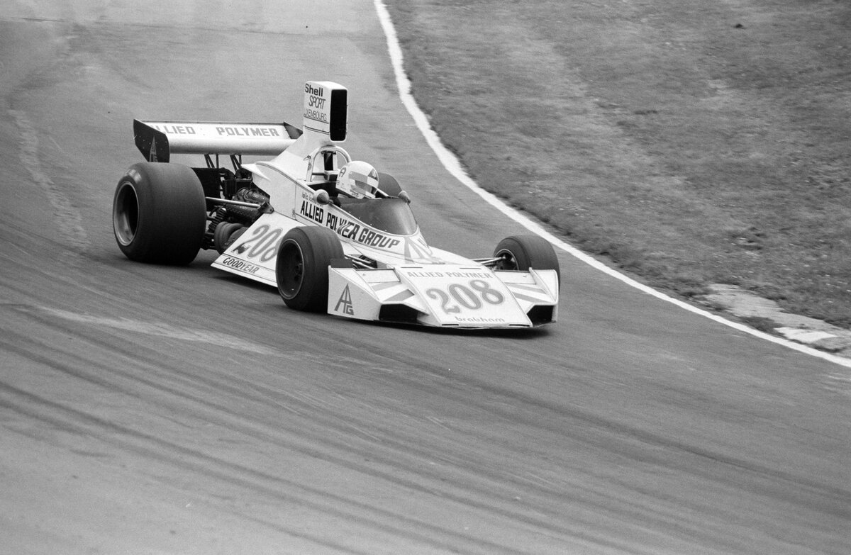 Лелла Ломбарди за рулем Brabham BT42 на Гран При Великобритании-1974
