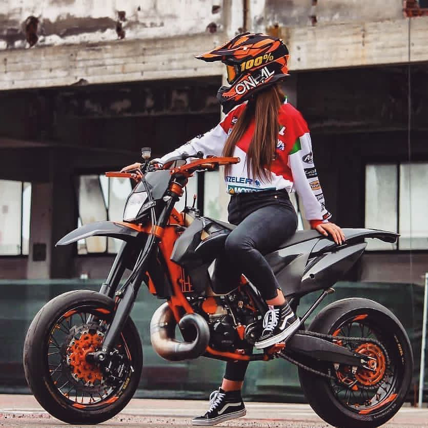 Здесь не место клише... 