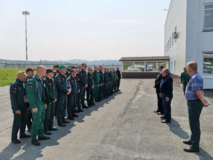 пресс-служба правительства Магаданской области, тушить пожары приехали десантники Приволжья 