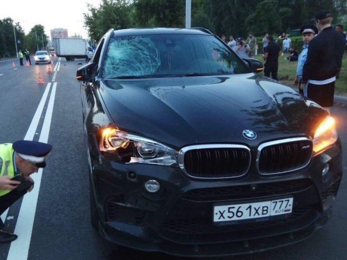 Российский хоккеист устроил ДТП за рулем BMW X6 | Инсайдер | Дзен