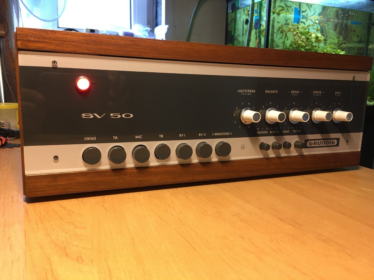 Grundig SV-50