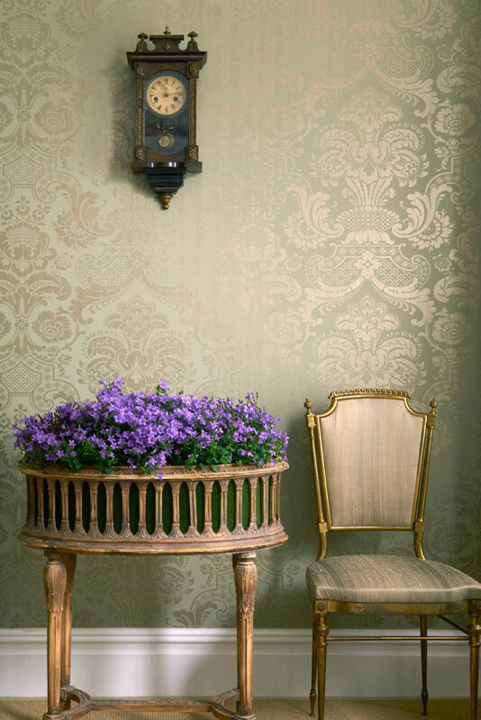 Коллекция обоев «Mariinsky Damask», бренд @cole_and_son_wallpapers.