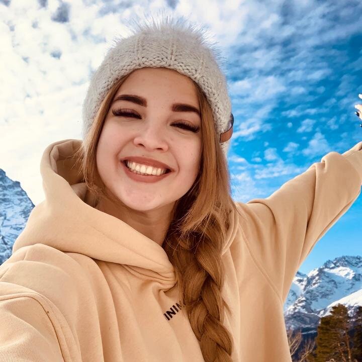 Основная масса роликов на канале Ани имеют юмористический характер. На данный момент в Тик Токе девушки полтора миллиона подписчиков.